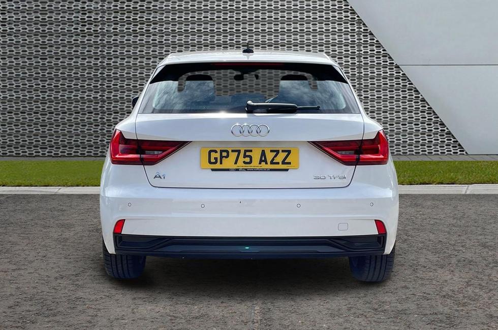 Audi A1 Photo at-1355595ed95a4e82ae7aa6de157b163d.jpg