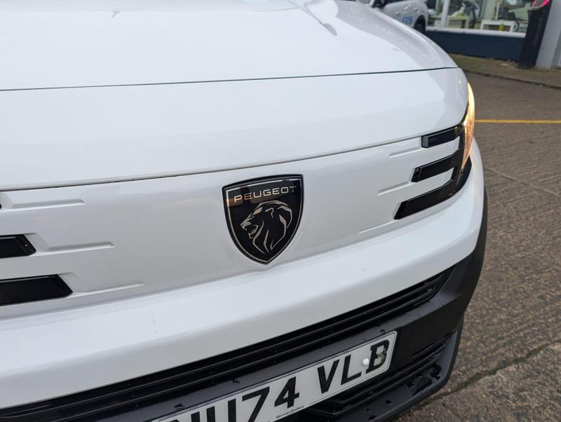 Used Peugeot e-Partner NU74VLB 30