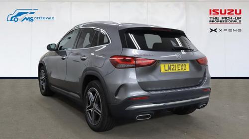 Mercedes-Benz GLA-CLASS Photo at-136ba00b580d4579989c79bc21eed1a6.jpg