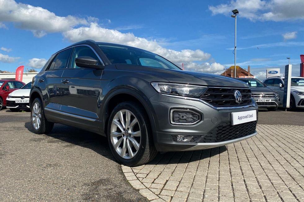 Volkswagen T-roc Photo at-137d042ca5494fd9b82005aeb3016f1b.jpg