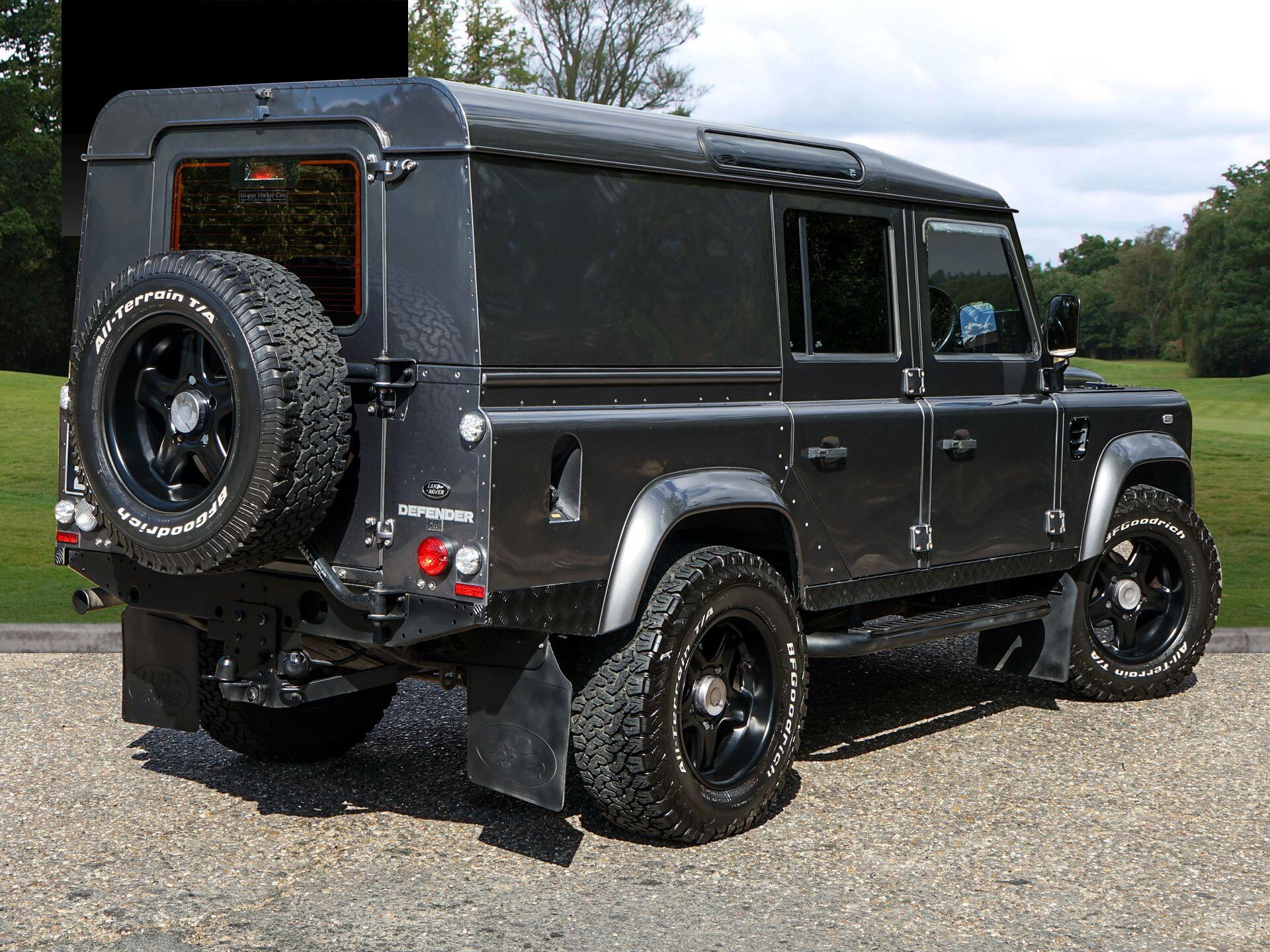Land Rover Defender 110 2.2 TDCi XS Utility Wagon 4WD MWB Euro 5 5dr — photo 4
