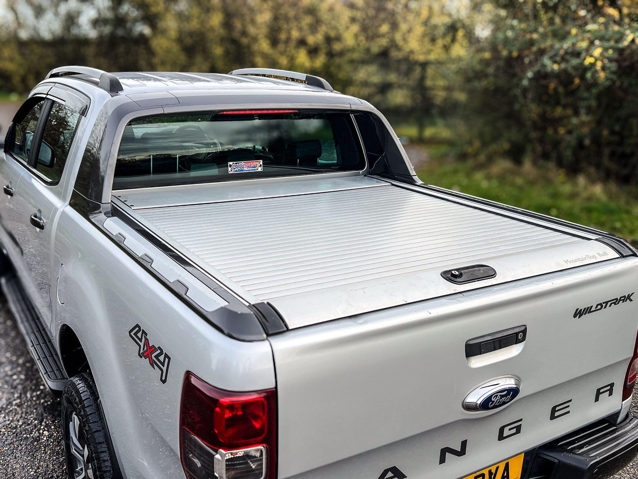 Ford Ranger 3.2 TDCi Wildtrak Auto 4WD Euro 5 4dr — photo 40