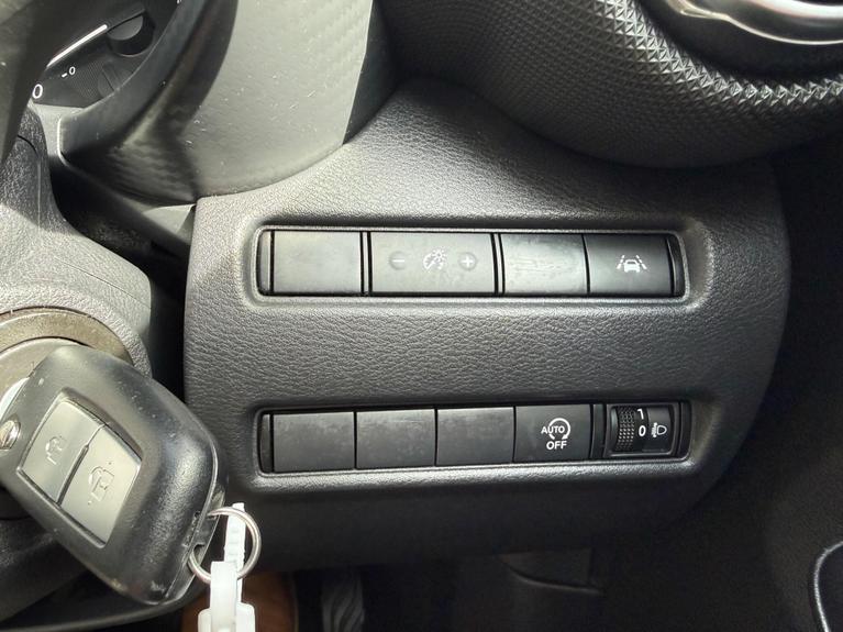 Used Nissan Juke LM24CSZ 23