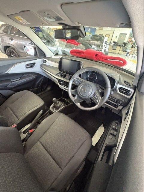Suzuki Swift Photo at-13dd33ae307e4bc0b8208ca42aedb05b.jpg