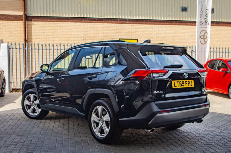 Used Toyota RAV4 LT69FPJ 9