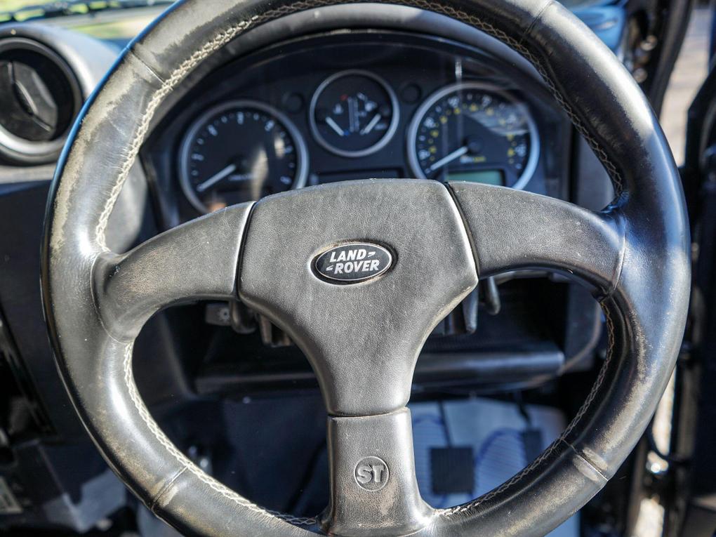 Used Land Rover Defender 90 DA13VSZ 6