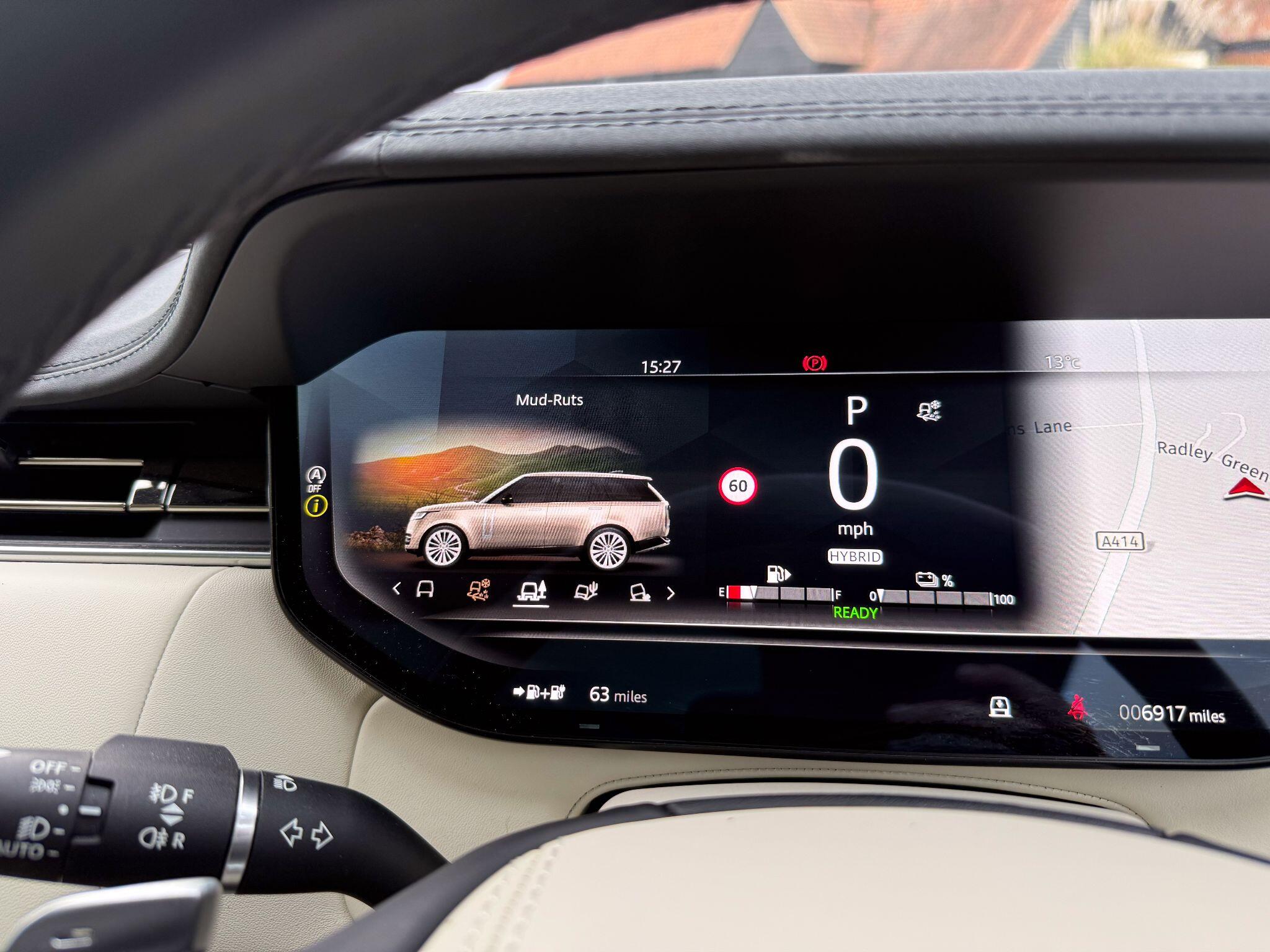 Land Rover Range Rover 3.0 P440e 38.2kWh SE SUV 5dr Petrol Plug-in Hybrid Auto 4WD Euro 6 (s/s) (440 ps) — photo 22