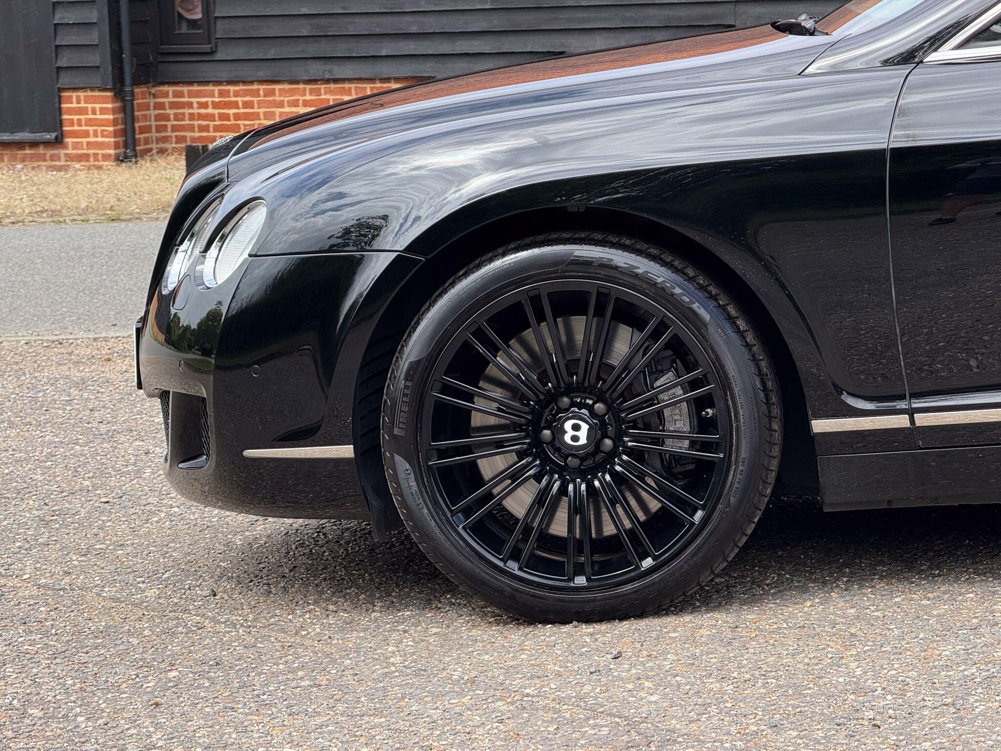 Bentley Continental 6.0 W12 GTC Speed Convertible 2dr Petrol Auto 4WD Euro 4 (610 ps) — photo 5
