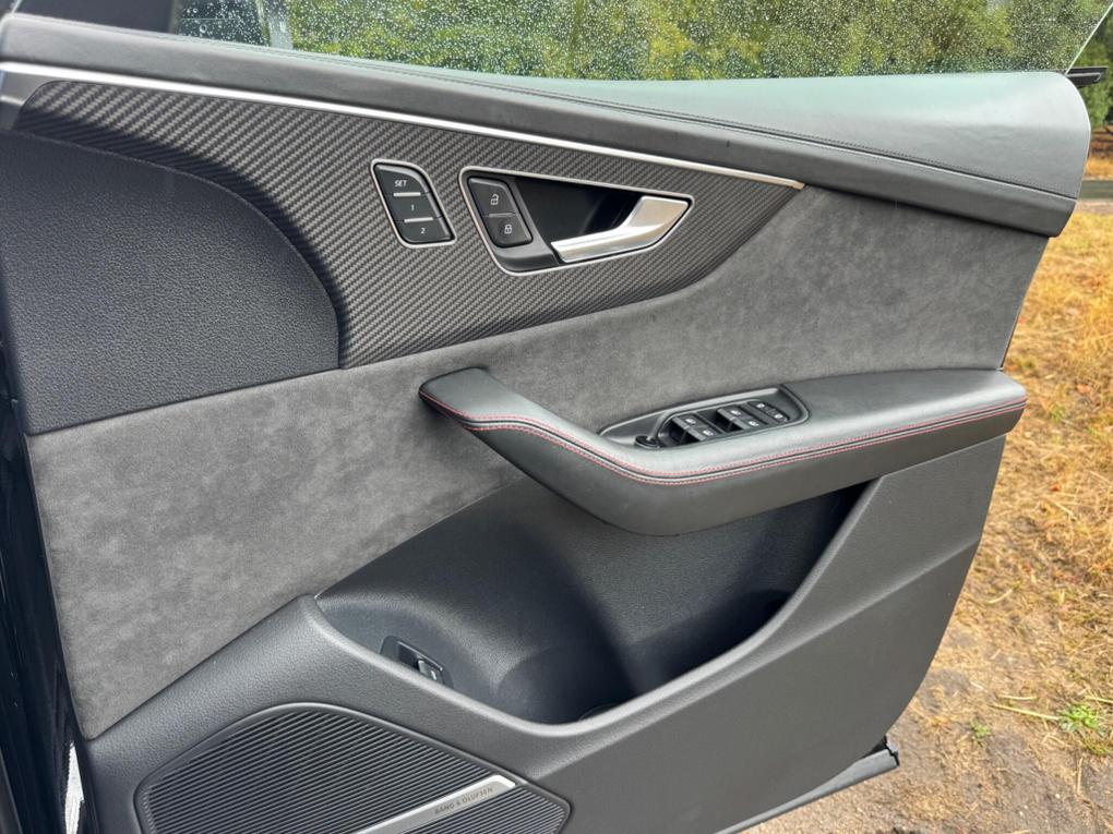 Used Audi RSQ8 DA22ULB 12