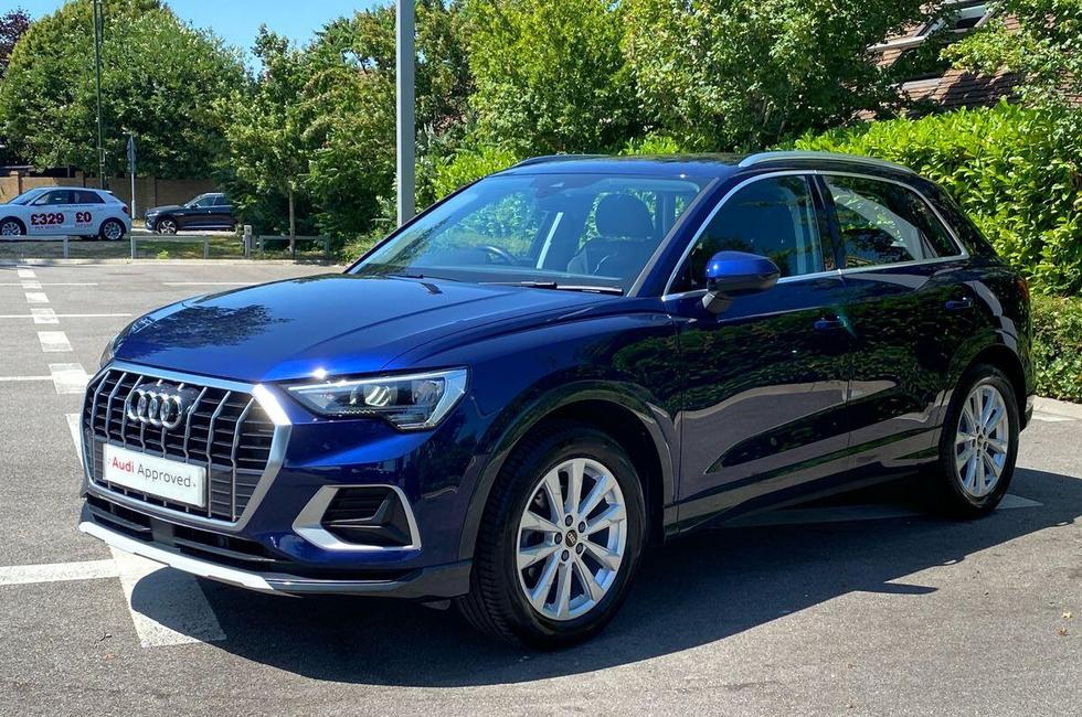 Audi Q3 Photo at-1482678547344582bad519c6d9dea011.jpg