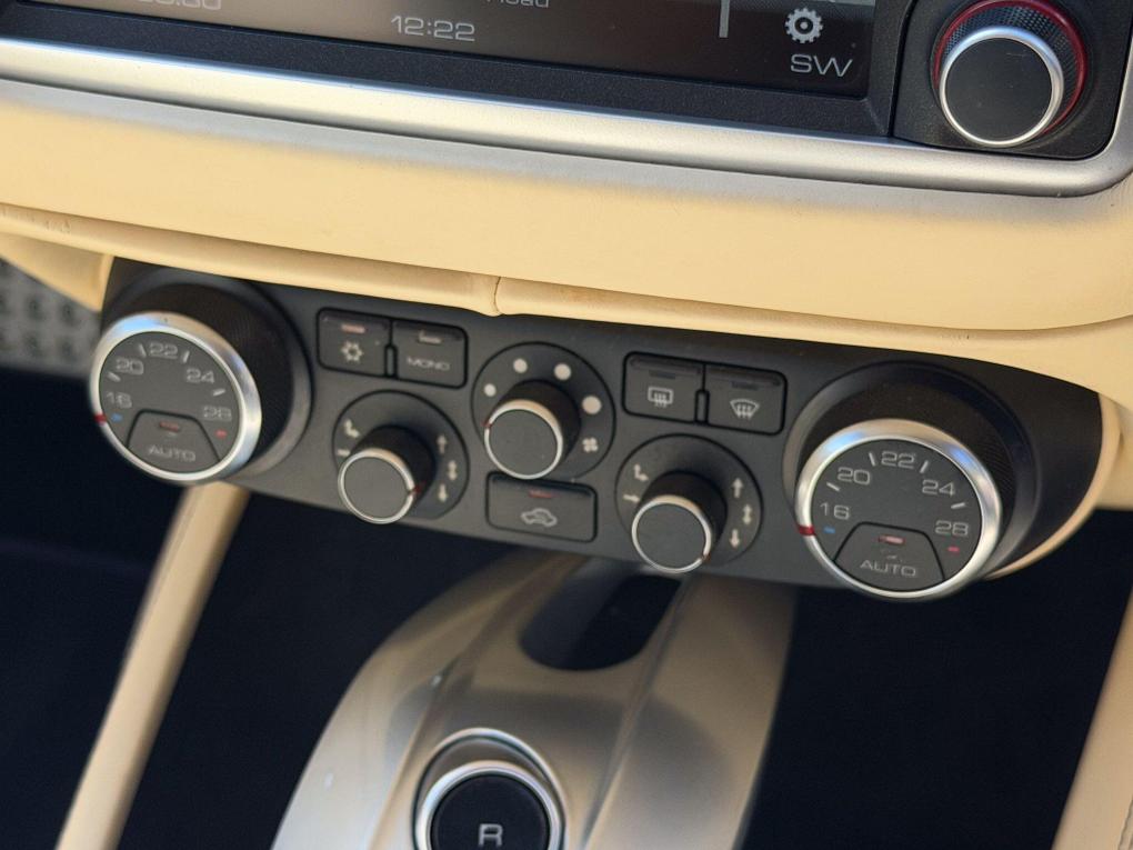Used Ferrari California OW65KHJ 26