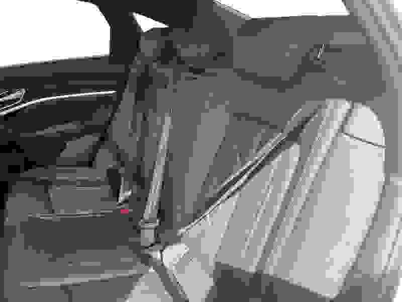 Audi e-tron Photo at-14c0b7d771764aabab0ee137a06adac0.jpg