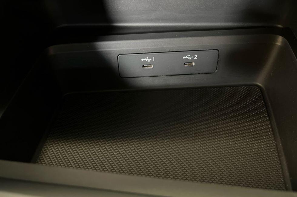 Audi A3 Photo at-14cc2043bec34e15b5cc0e4a4490752f.jpg