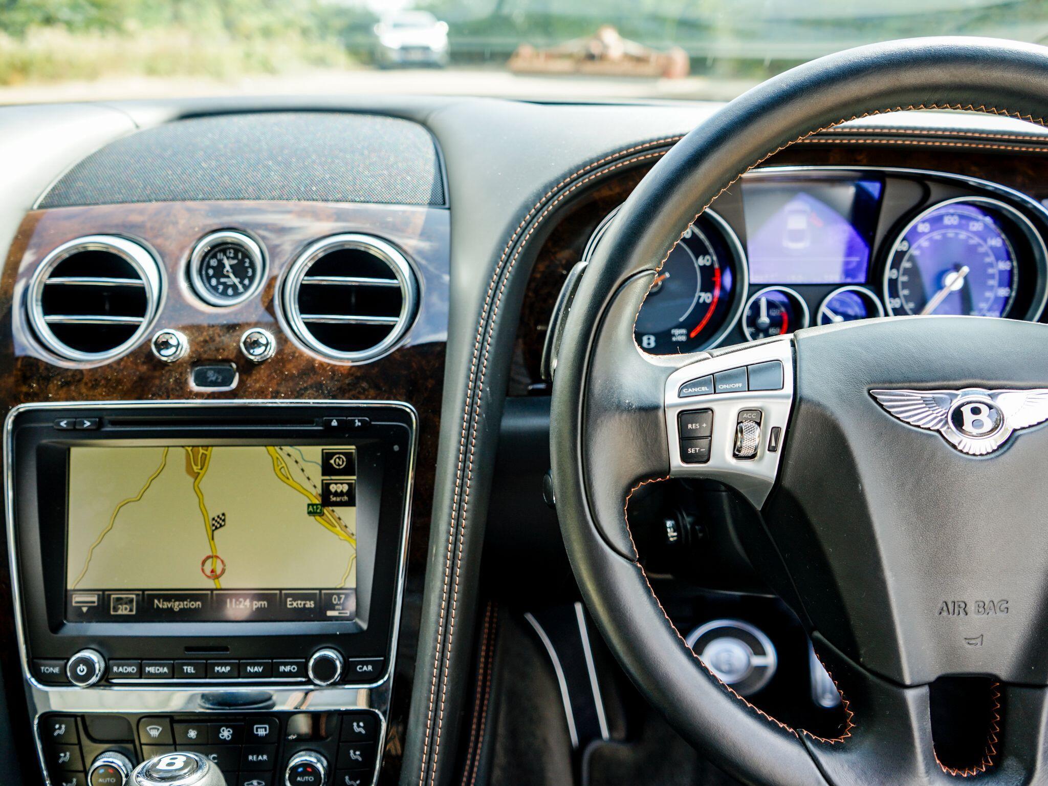 Bentley Continental 6.0 FlexFuel GT Auto 6Spd 4WD Euro 5 2dr — photo 8
