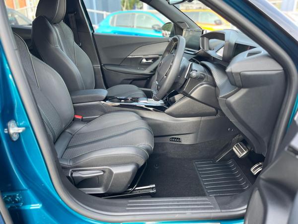 Used Peugeot 2008 KW25OLC 13