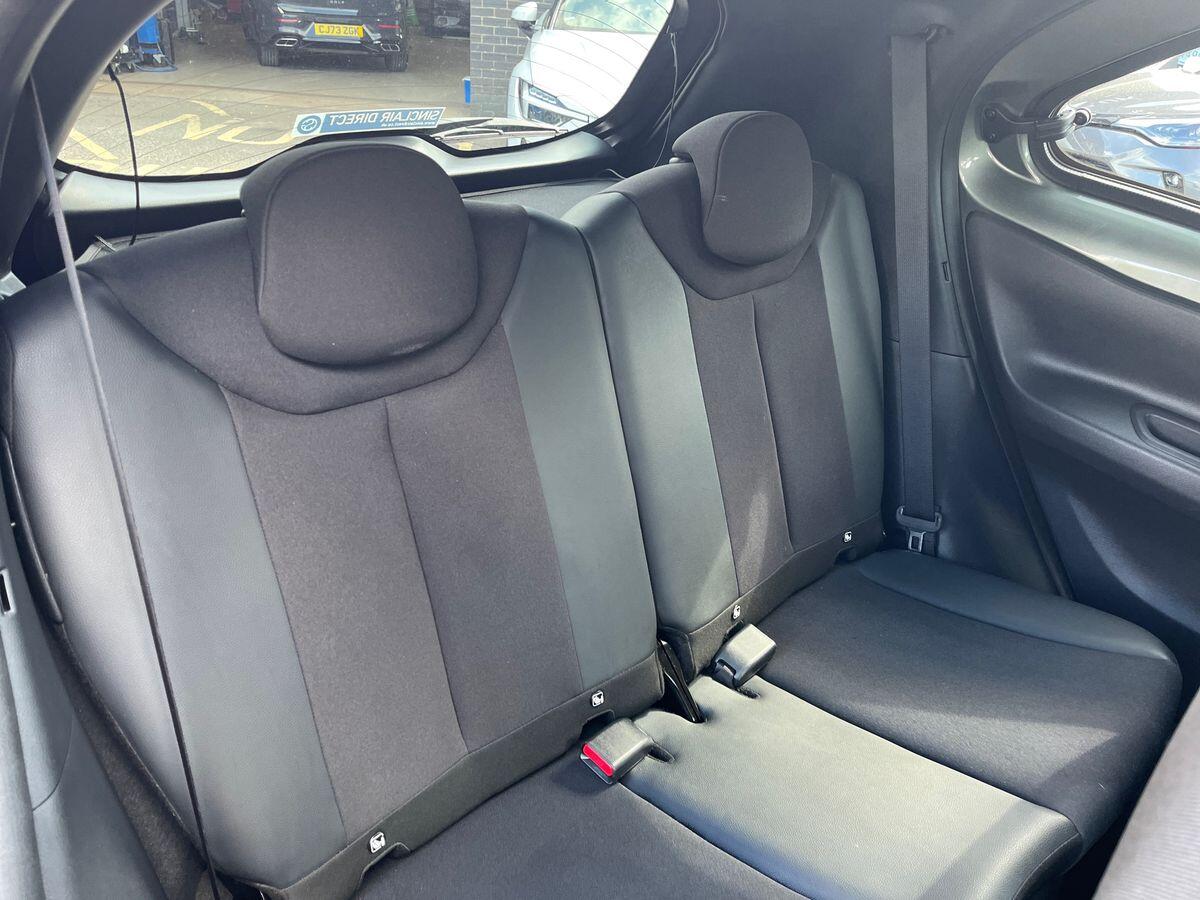 Toyota Aygo X Photo 26