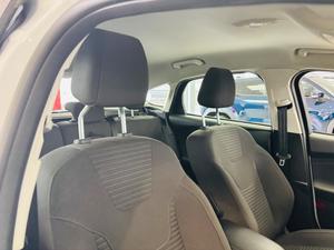 Ford Focus Photo 26