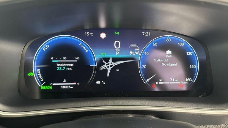 Used Toyota Corolla FL25HYK 15