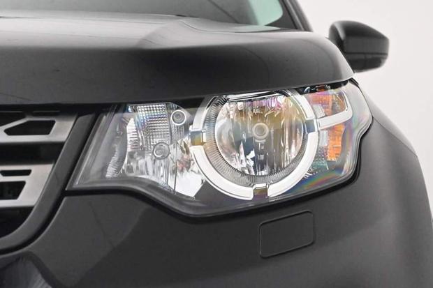 Land Rover DISCOVERY SPORT Photo at-153e7af0ee0f413dac3ee72712db7102.jpg