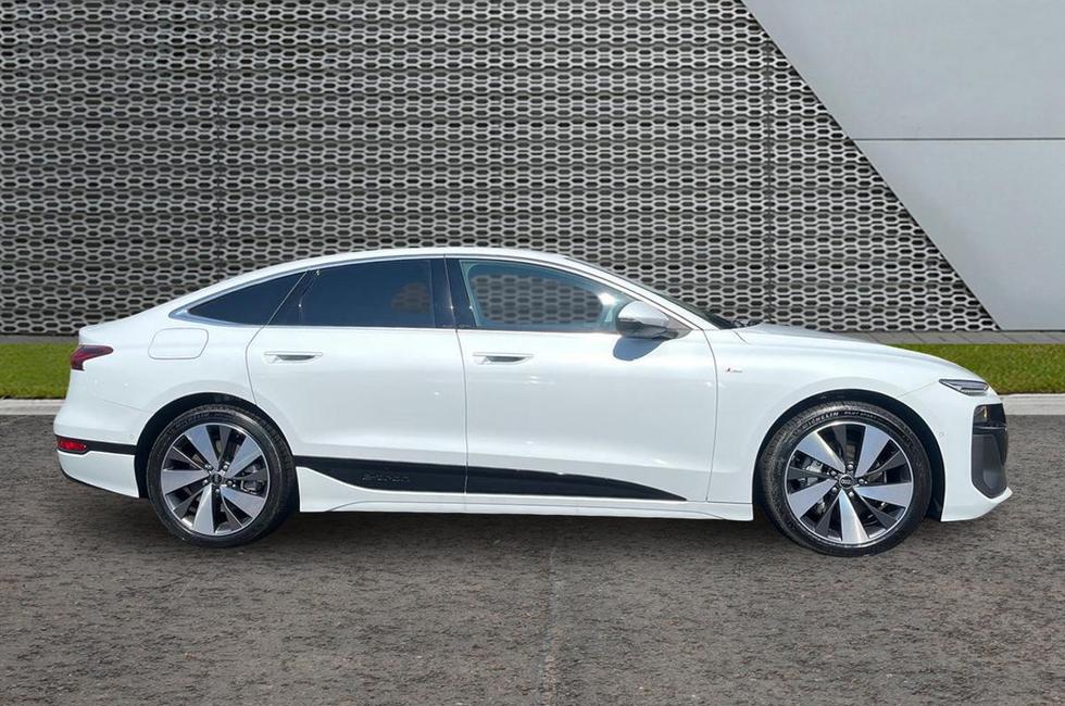Audi A6 Photo at-154ab05c5cad4db08c2bc8f11c0d5a26.jpg