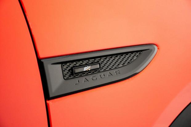 Jaguar E-PACE Photo at-15625cff58144805bbb08a3f61e5022a.jpg