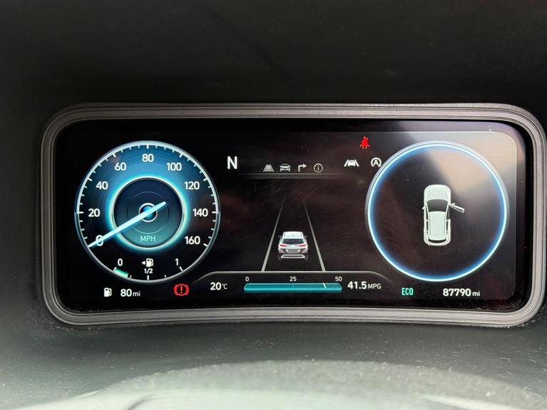 Used Hyundai KONA WR22WTX 25