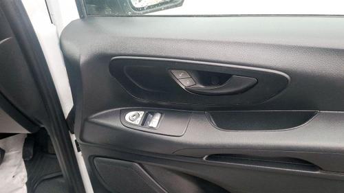 Mercedes-Benz Vito Photo at-156ce8b6d51f47ac9fa8d3164b0594e5.jpg