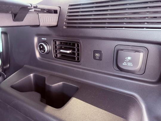 Hyundai Santa Fe Photo at-1576c3c6ec9d4795bb192e47fe56bb0f.jpg