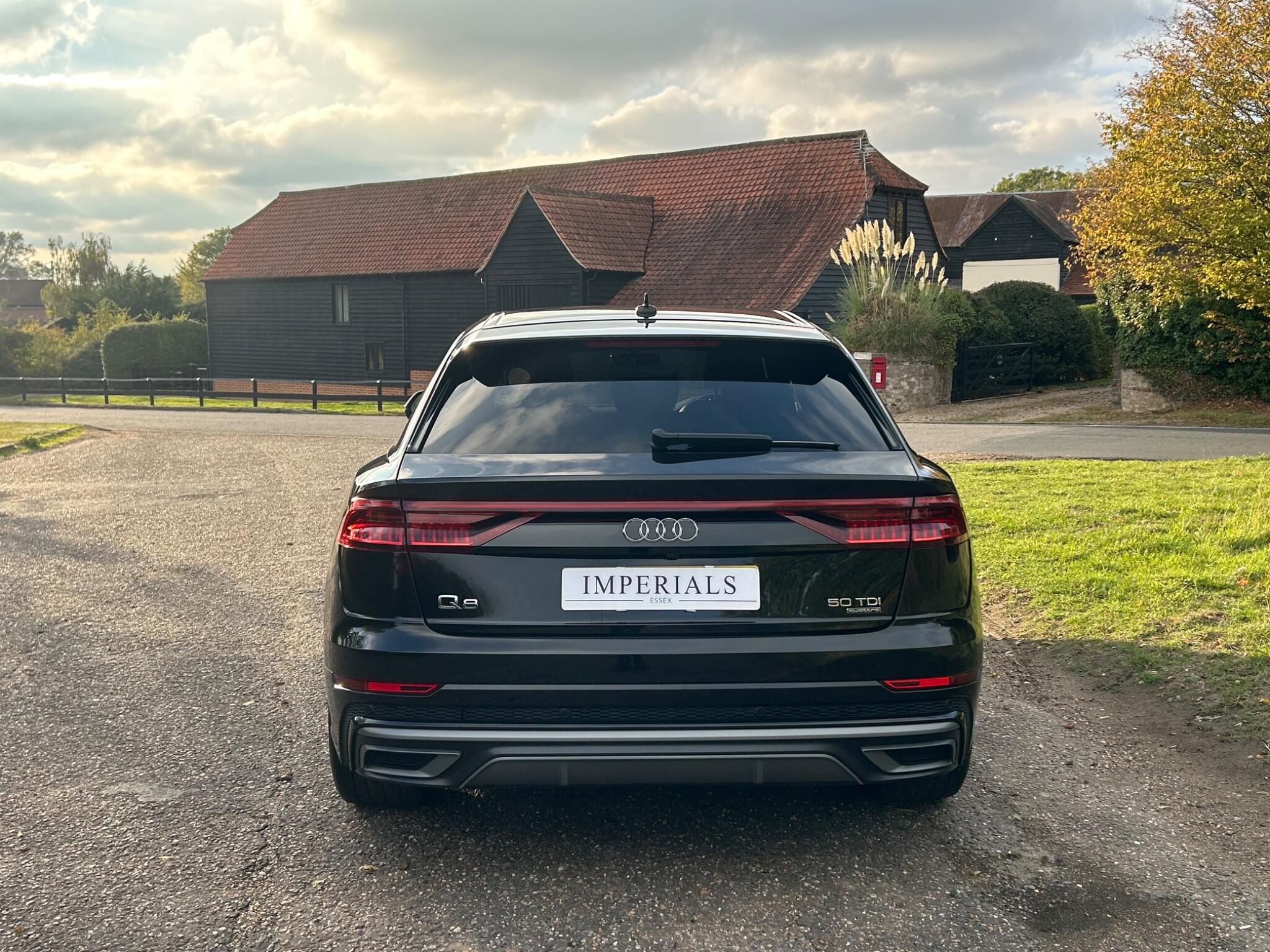 Audi Q8 3.0 TDI V6 50 S line Tiptronic quattro Euro 6 (s/s) 5dr — photo 15