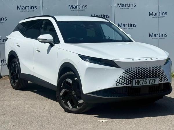 Used 2026 OMODA 7 1.5T SHS 18.4kWh Knight DHT1 Euro 6 (s/s) 5dr White at Martins Group