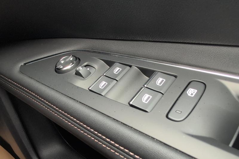 Used Peugeot 3008 NX25YSB 26