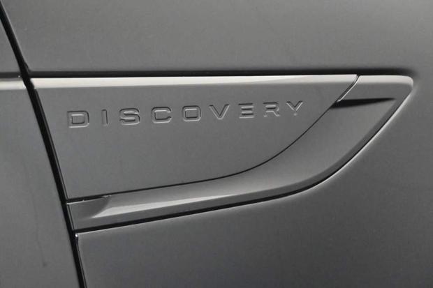 Land Rover Discovery Photo at-15cc499781bc4c968101c49d151fe4ef.jpg