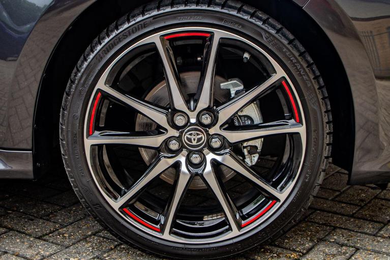 Used Toyota Yaris RF74KRZ 19