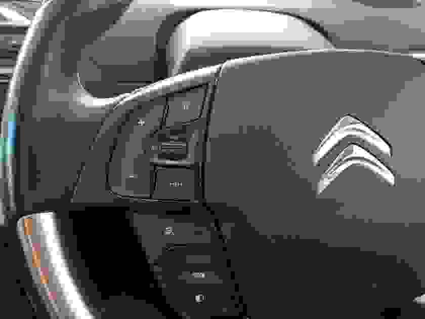 Citroen Grand C4 SpaceTourer Photo at-16232a5c4a794e62a80f61b36d246d67.jpg