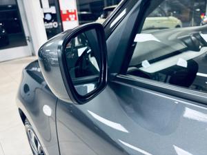 Suzuki Swift Photo 12