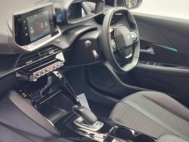 Peugeot E-208 Photo 21