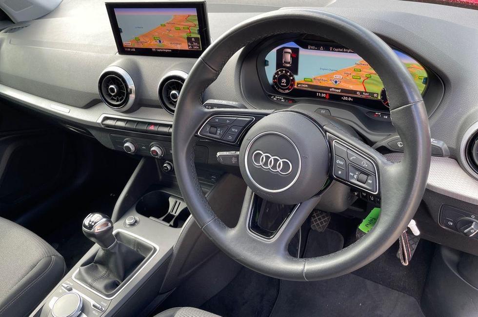Audi Q2 Photo at-164ea48eedd64f8880af2e67745591e5.jpg