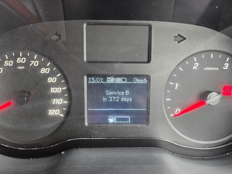 Mercedes-Benz Sprinter Photo at-165bf06bad824cdf8f45ebc42377ab55.jpg