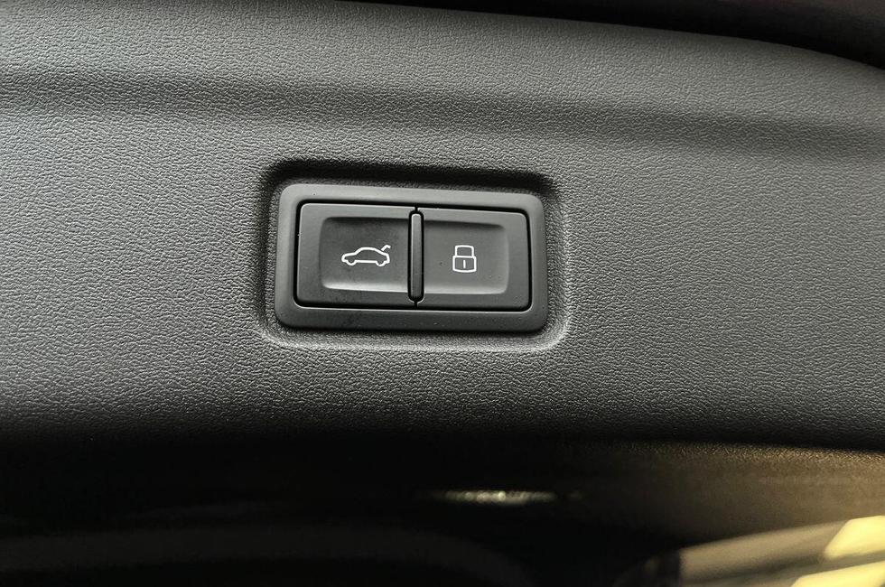 Audi Q6 Photo at-1663b11d3e0a4adcbdb163580c14a5bf.jpg