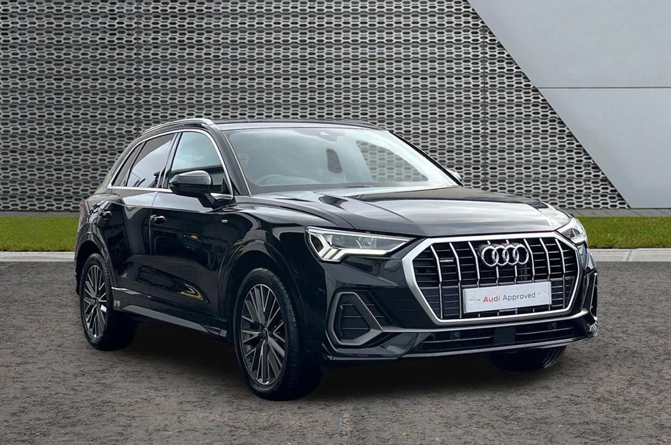 Audi Q3 Photo at-1667a46033fd40ebb20423b9d587348e.jpg
