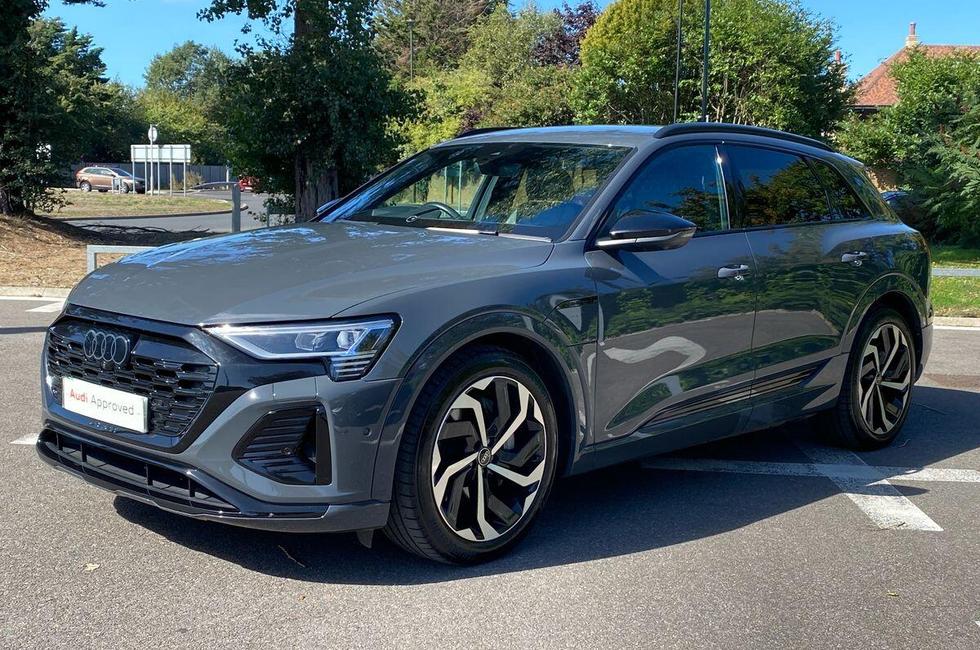Audi Q8 Photo at-1674cf8770ad42ba930abb5870ca878c.jpg