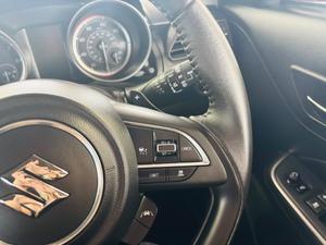 Suzuki Swift Photo 31