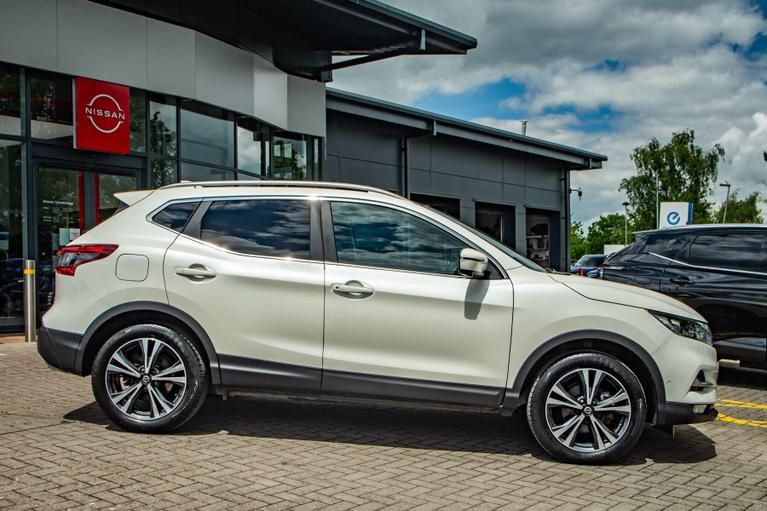 Used Nissan Qashqai NK69YAY 5