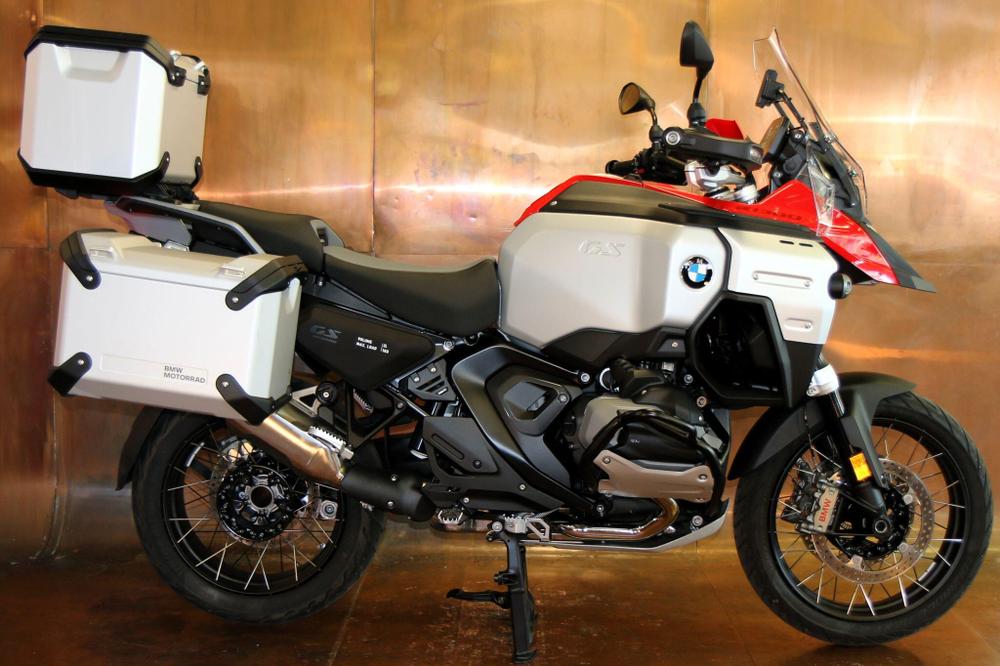 BMW R 1300 GS Adventure Photo at-16e39f9dd0924edfac14961813194151.jpg