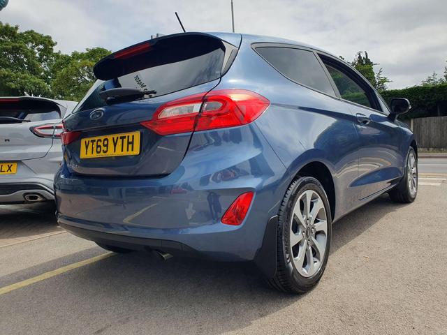 Used Ford Fiesta YT69YTH 10