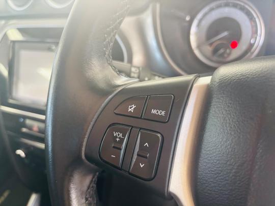 Suzuki Vitara Photo at-16f3976402ad45d3804cb21c35b153b6.jpg