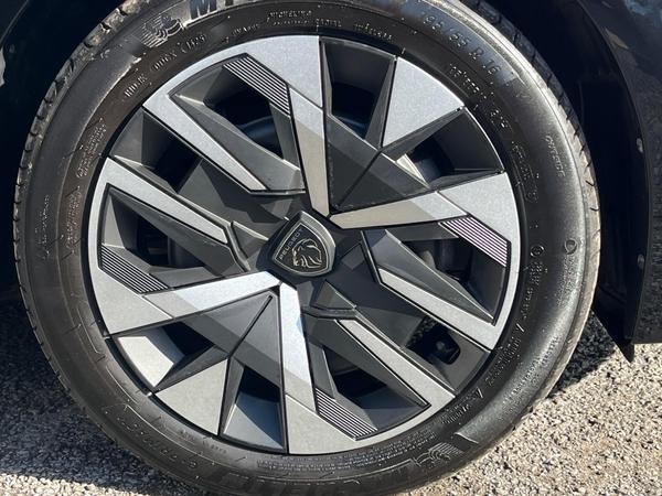 Used Peugeot 208 KJ25WFZ 17