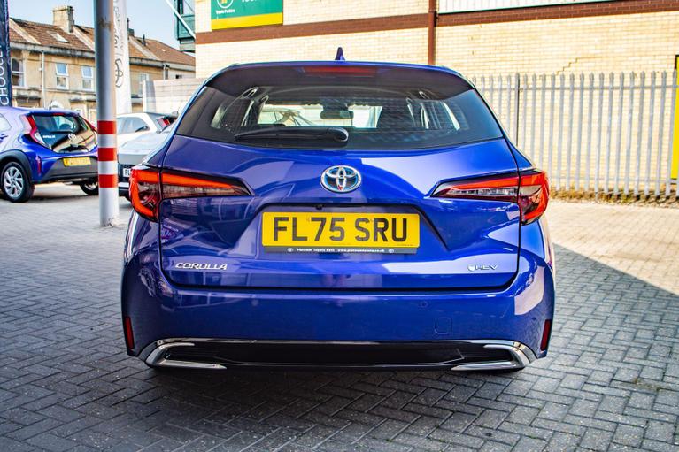 Used Toyota Corolla FL75SRU 6