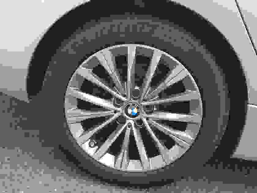 BMW 2 Series Active Tourer Photo at-17045b486cbe4df0bee1e687f8d9b6b1.jpg