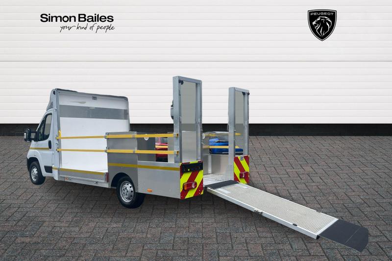 Used Peugeot Boxer NU74HFD 3